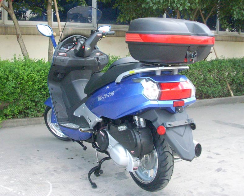 MC-79-250 Touring – Extreme-Scooters