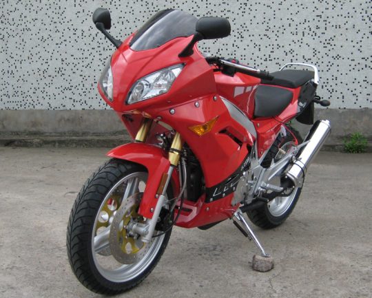 Roketa MC-113 Sport Motorbike Red