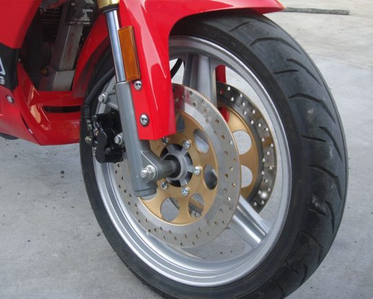 Roketa MC-113 Sport Motorbike front wheel